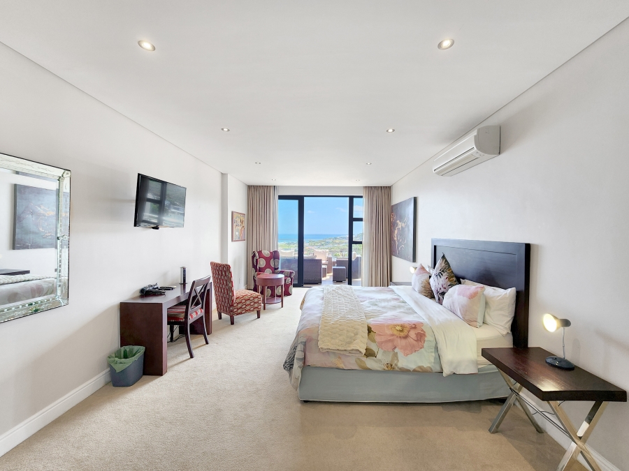 To Let 7 Bedroom Property for Rent in Camps Bay Western Cape